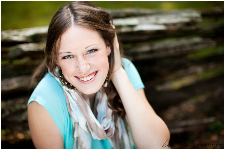 Senior portraits by Kim Thiel Photography of Appleton, WI