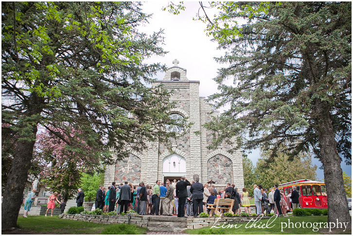 037_egg-harbor-stone-church_door-county-wedding