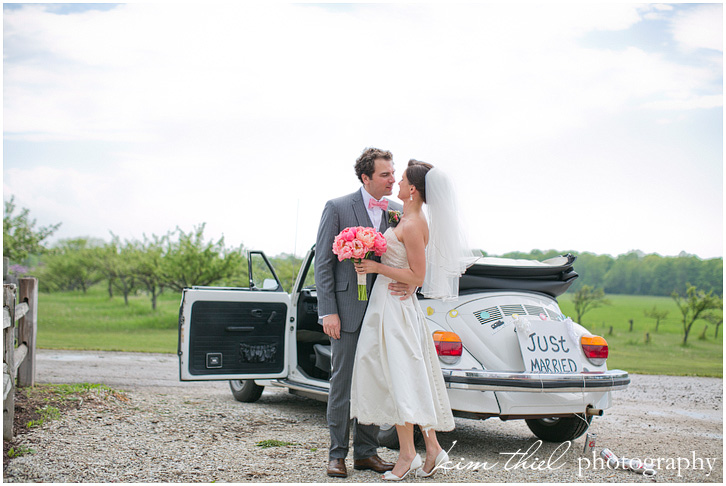 040_vintage-beetle_door-county-destination-wedding