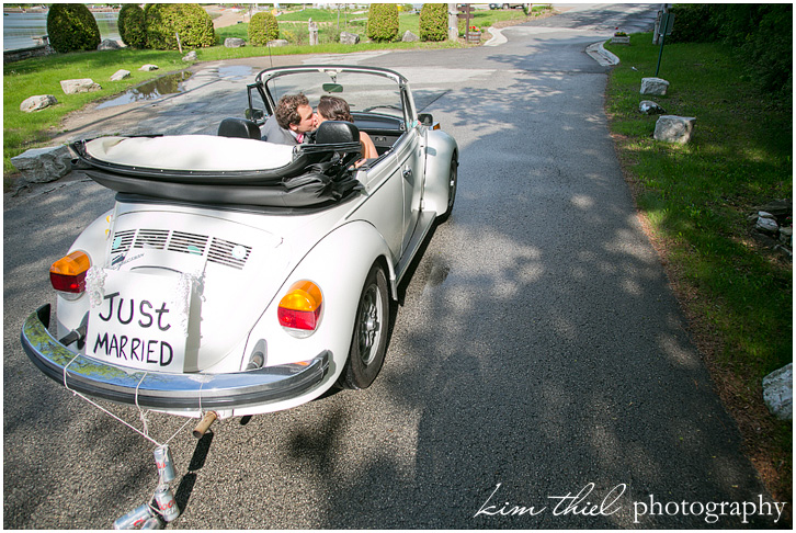 060_vintage-beetle_door-county-destination-wedding