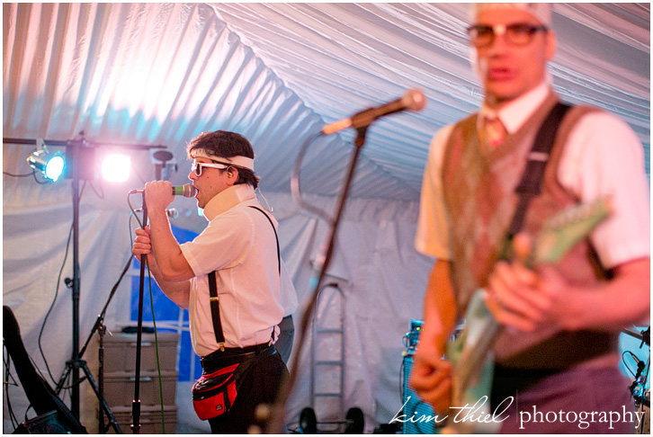 107_chicago-spazmatics-wedding-band_door-county