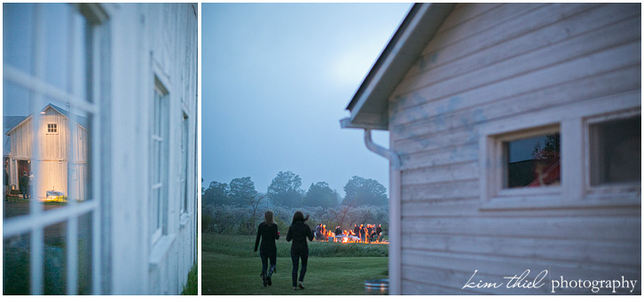 rehearsal-dinner_wedding-party-bonfire_barn_kim-thiel_27