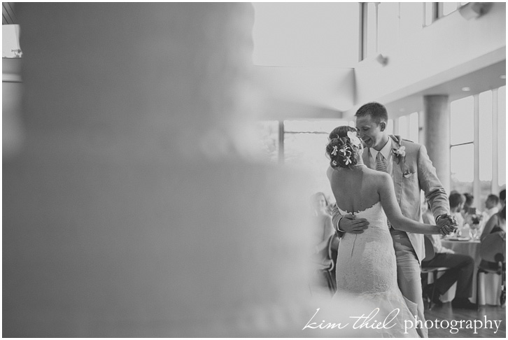 72_first-dance-speeches-lawrence-university-wedding_kim-thiel