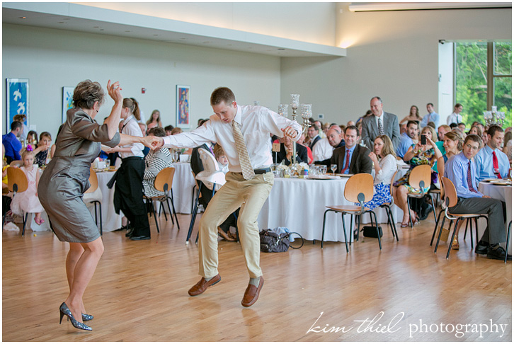 74_first-dance-speeches-lawrence-university-wedding_kim-thiel