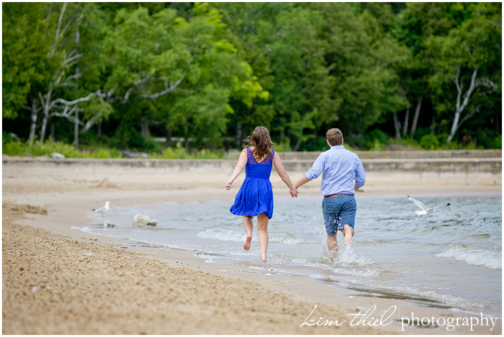 22_beach-engagement-harbor-docks-sailboats-wisconsin-photographer