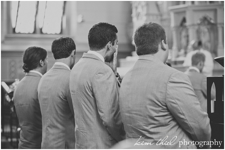 30_wisconsin-wedding-photographer-church-ceremony-lace_kim-thiel