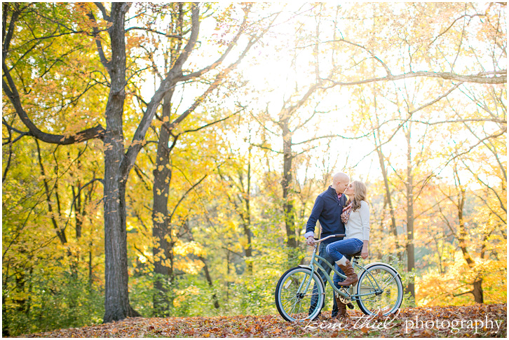 wisconsin-playful-engagement-photographer_11