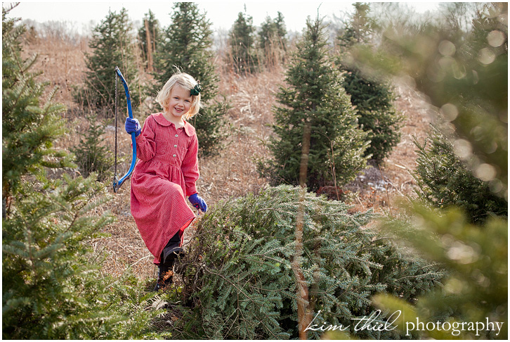 cut-your-own-christmas-tree_lifestyle-photographer_kim-thiel_16