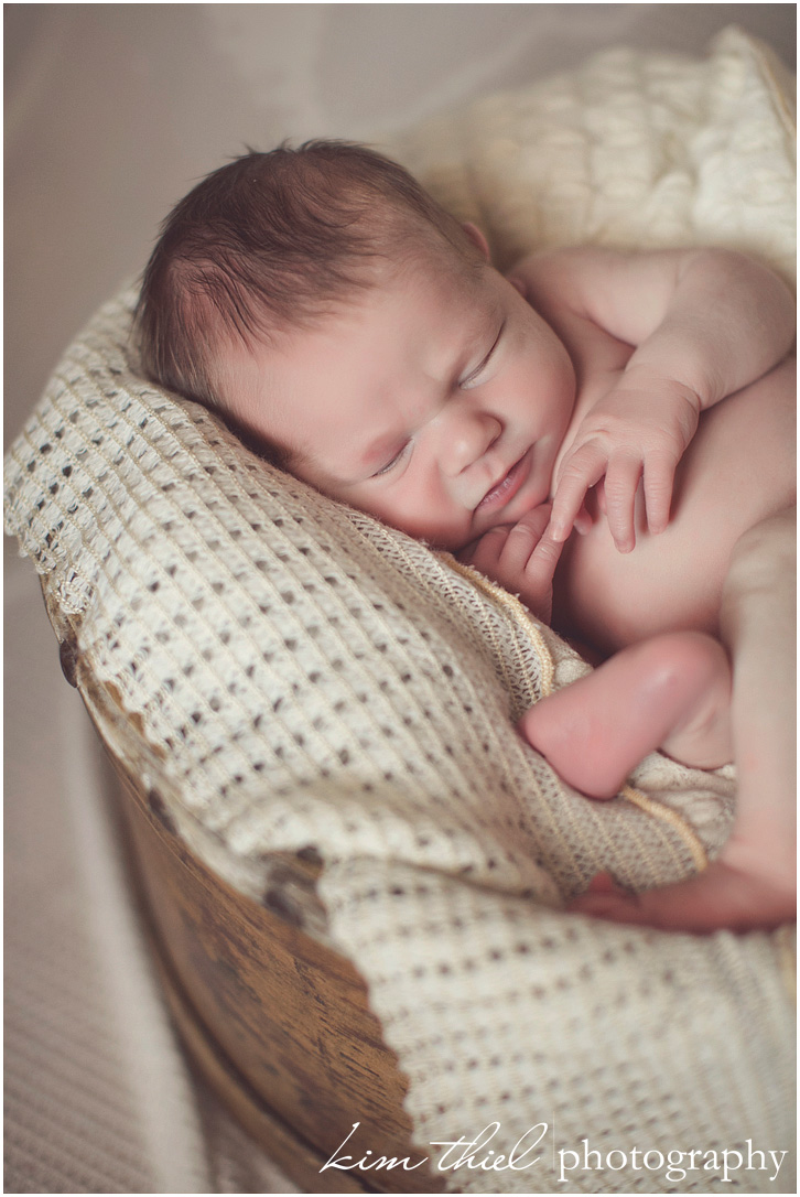 newborn-lifestyle-photography-kim-thiel_10