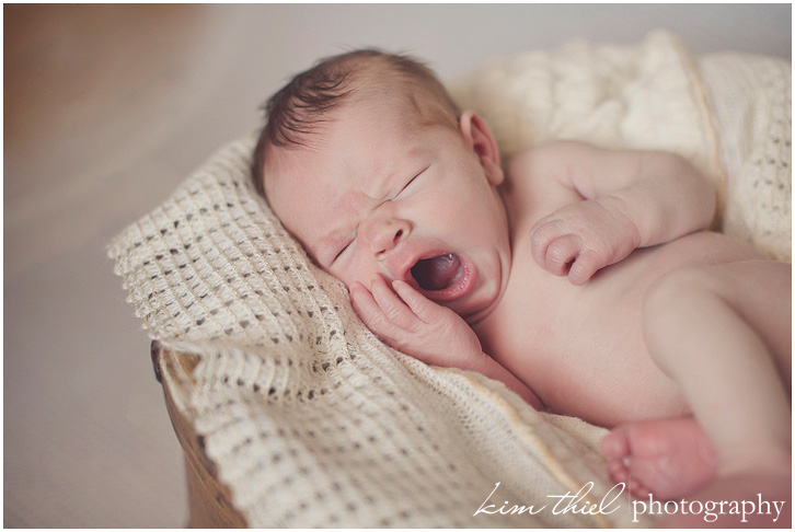 newborn-lifestyle-photography-kim-thiel_12