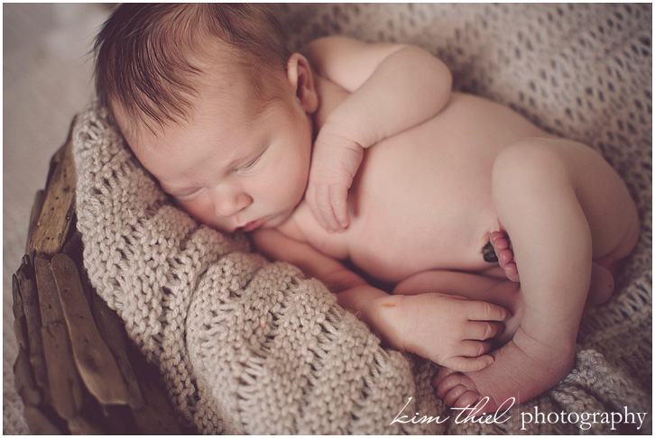newborn-lifestyle-photography-kim-thiel_13