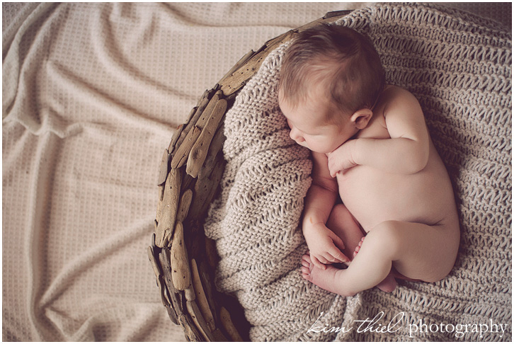 newborn-lifestyle-photography-kim-thiel_14
