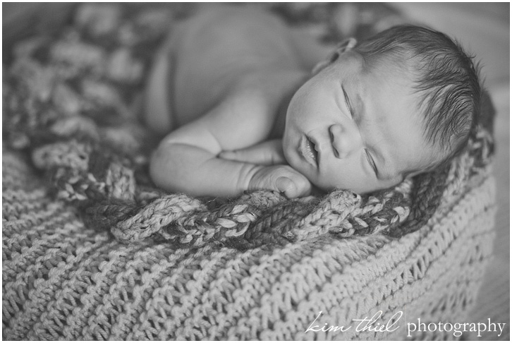 newborn-lifestyle-photography-kim-thiel_19