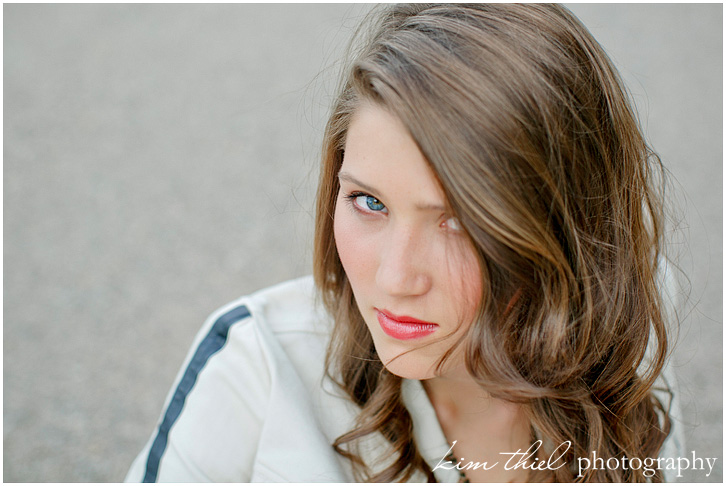 10_high-school-seniorr_kim-thiel-photography_appleton-wi