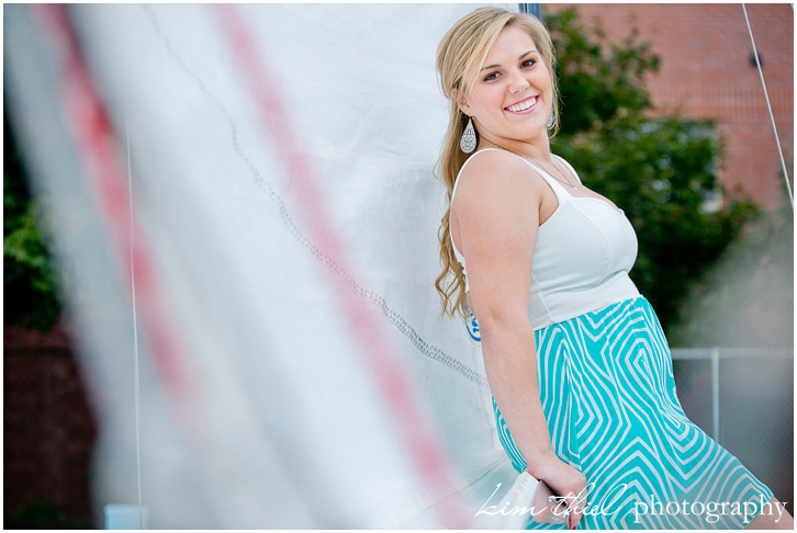 08_outdoor_senior-pictures_kim-thiel-photography_appleton-wi