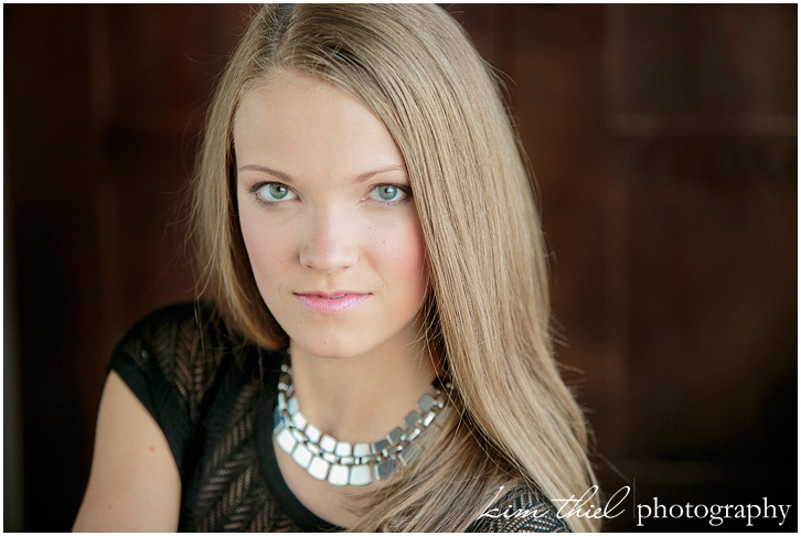 15_senior-pictures_fashion-photography_kim-thiel-photography