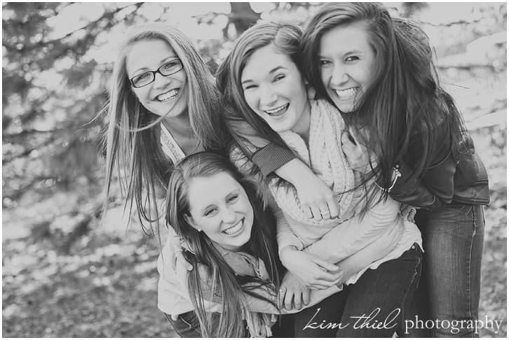 8_best-friend_high-school-senior_kim-thiel-photography