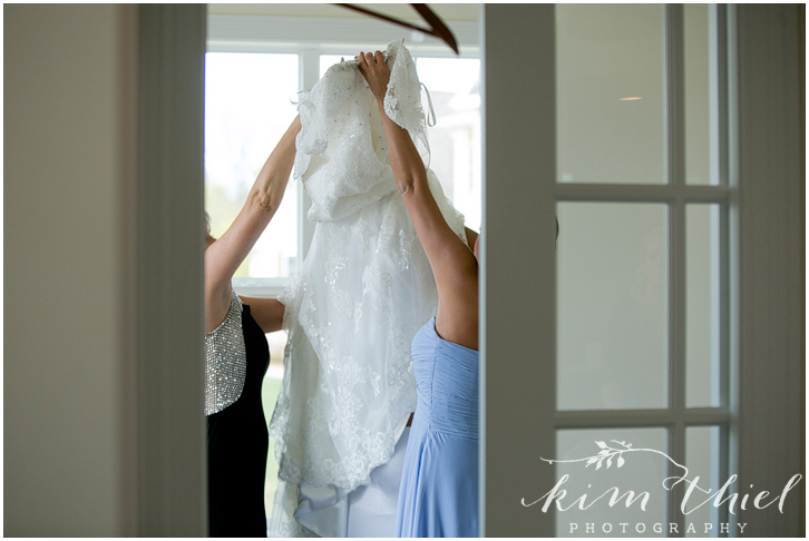 09_lake-michigan-spring-wedding_kim-thiel-photography