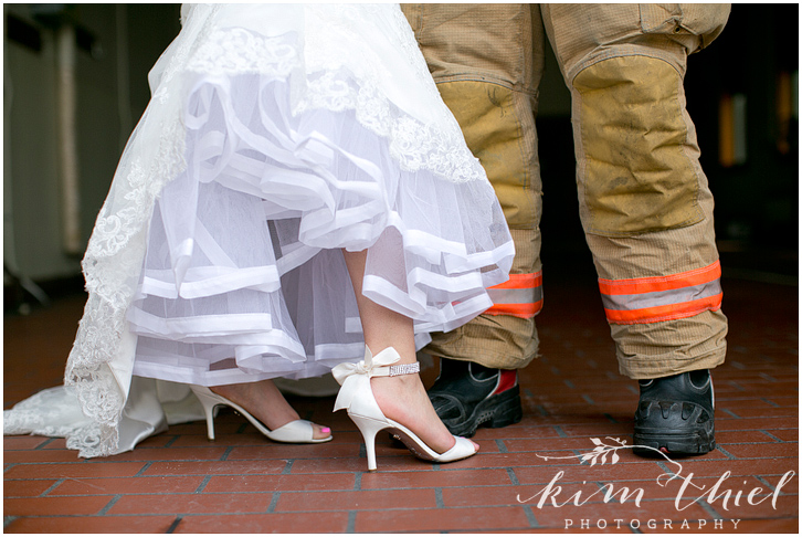 45_lake-michigan-spring-wedding_kim-thiel-photography