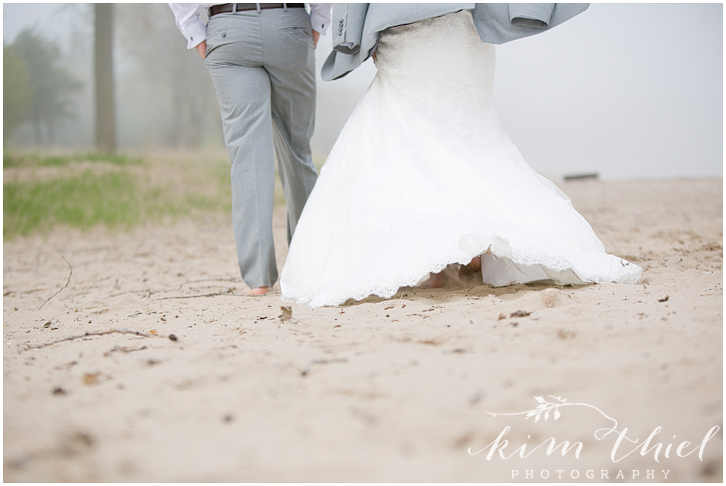 57_lake-michigan-spring-wedding_kim-thiel-photography