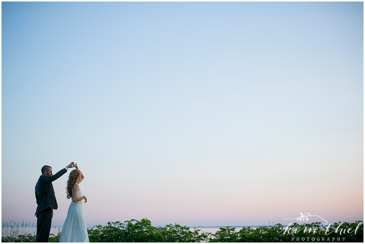 171_kim-thiel-photography_wisconsin_Summer_wedding_North_Shore
