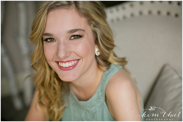 04_Kim_Thiel_Photography_Wisconsin_Senior_Portraits_fashion_flirty