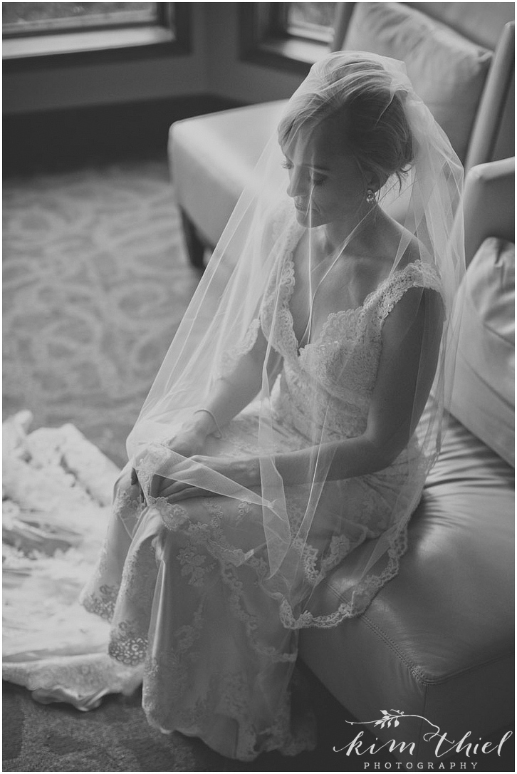 kim-thiel-photography-bride-prep-024