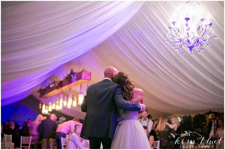 174_unique-venue-tent-wedding_kim-thiel-photography