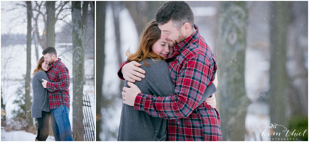 04-Kim-Thiel-Photography-Snowy-Engagement