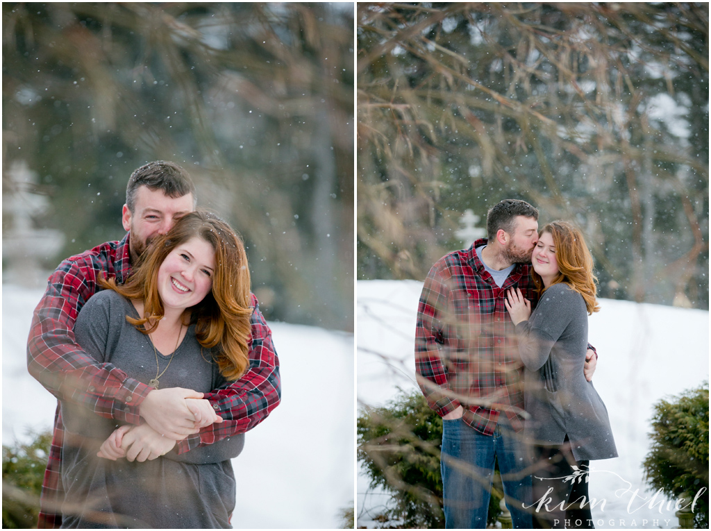06-Kim-Thiel-Photography-Snowy-Engagement