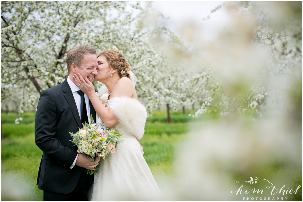Kim-Thiel-Photography-Door-County-Cherry-Blossom-Wedding-25