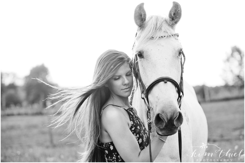 Kim-Thiel-Photography-Horse-Senior-Pictures-05