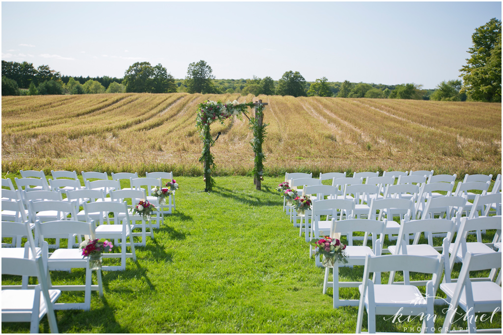 Kim-Thiel-Photography-About-Thyme-Farm-Summer-Wedding-31