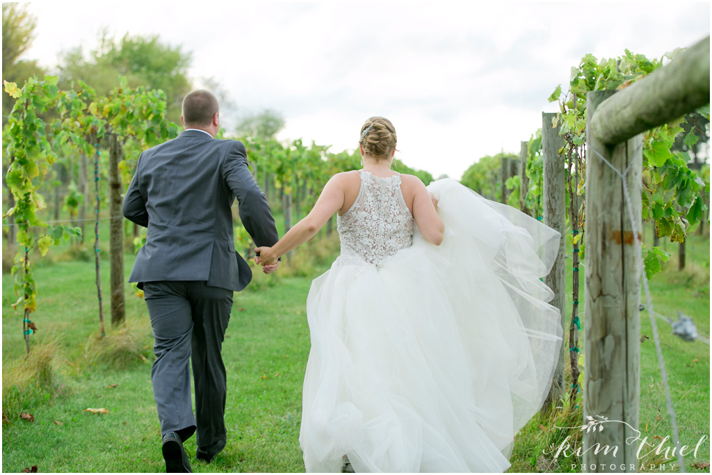 Kim-Thiel-Photography-Whistlers-Knoll-Wedding-54