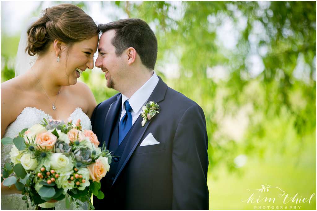 Kim-Thiel-Photography-Joyful-Wisconsin-Wedding-29